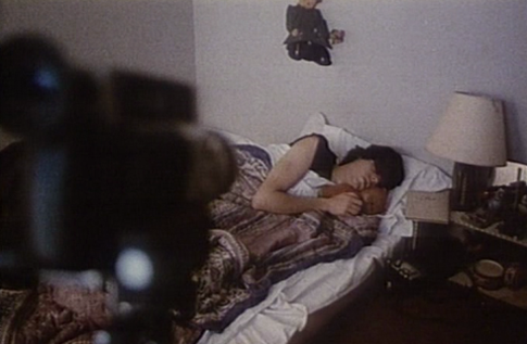 4. Pedro vampirizado por el objetivo de su cámara