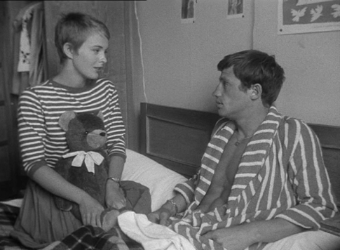 1. Patricia y Michel refugiados en la perqueña habitación de un hotel